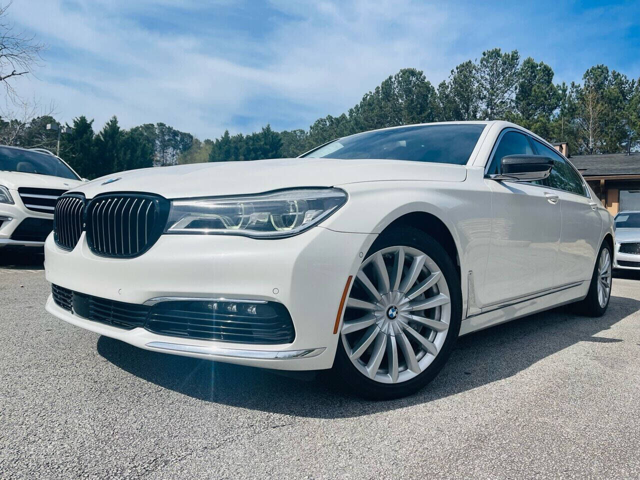 2016 BMW 750i