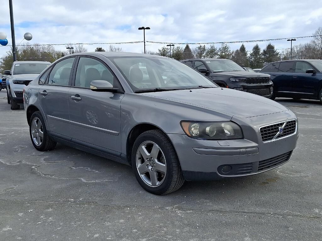 2006 VOLVO S40