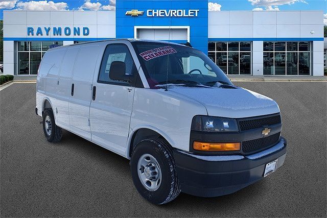2025 CHEVROLET Express
