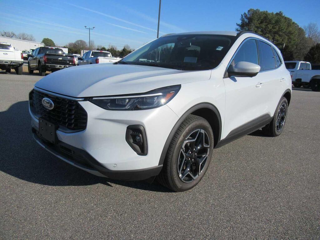 2026 FORD Escape