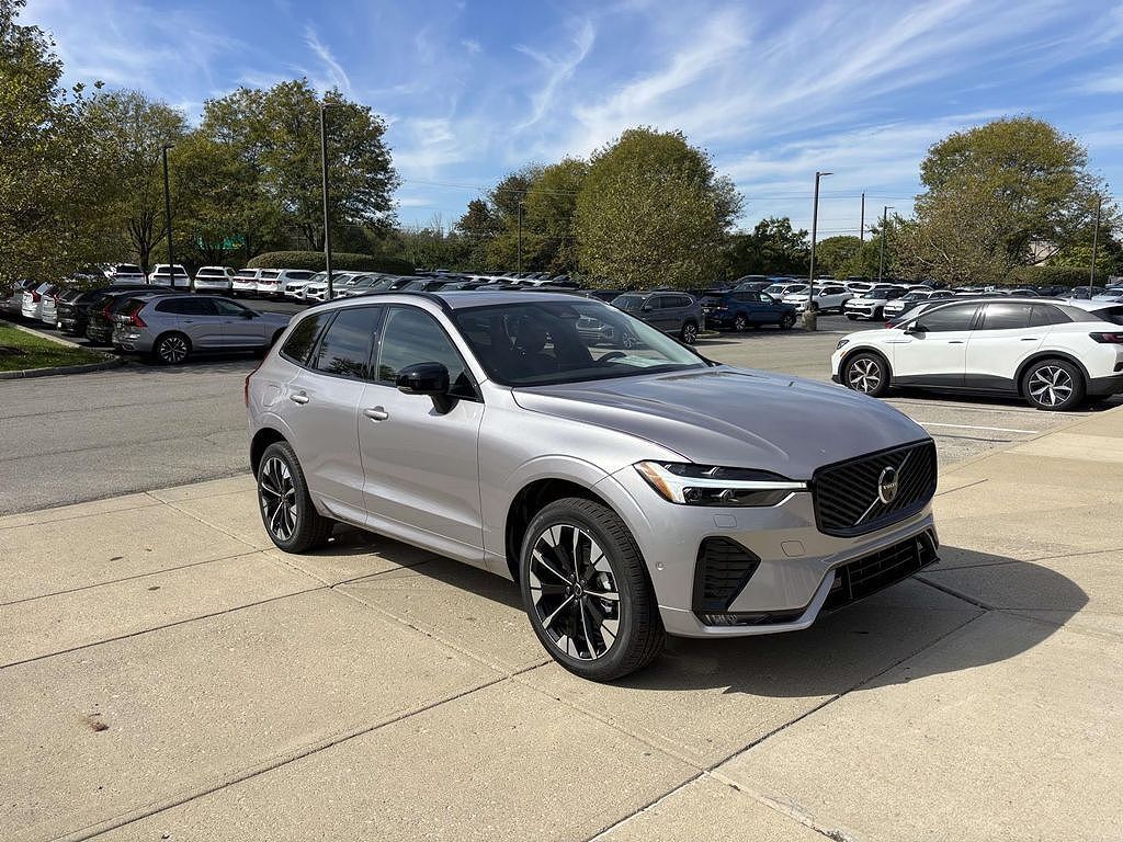 2026 VOLVO XC60