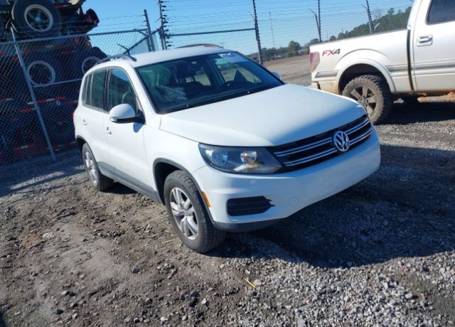 2017 VOLKSWAGEN Tiguan