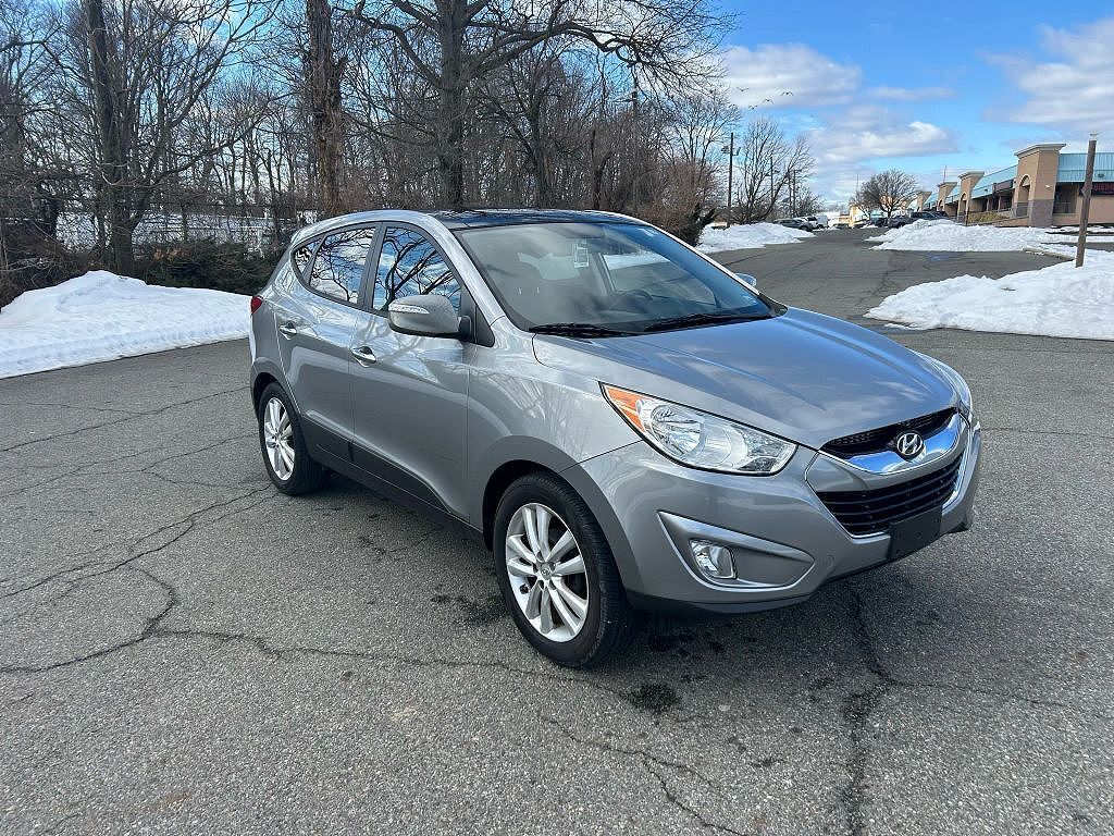 2010 HYUNDAI Tucson