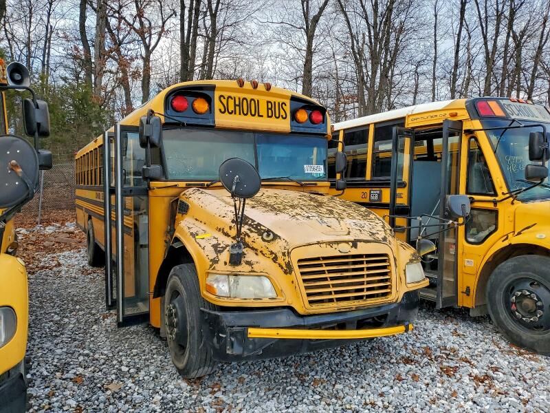 2013 BLUE BIRD BB Conventional