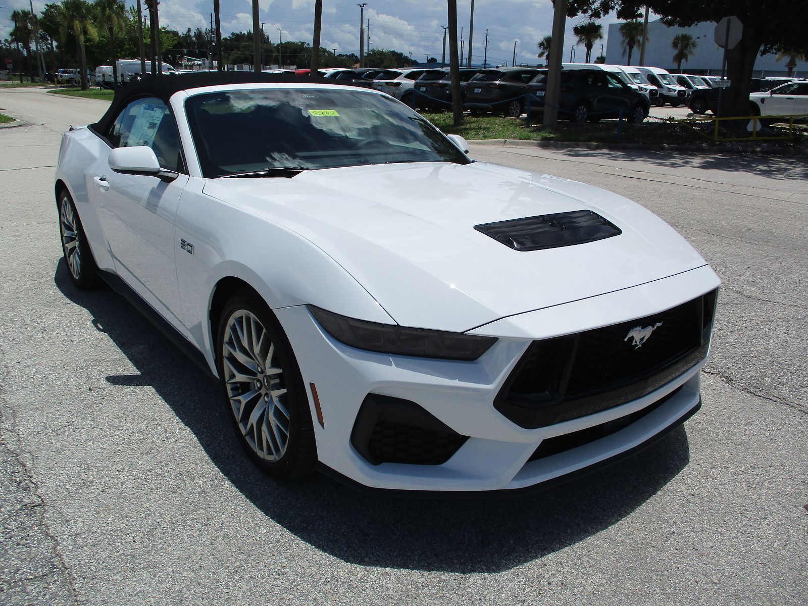 2025 FORD Mustang