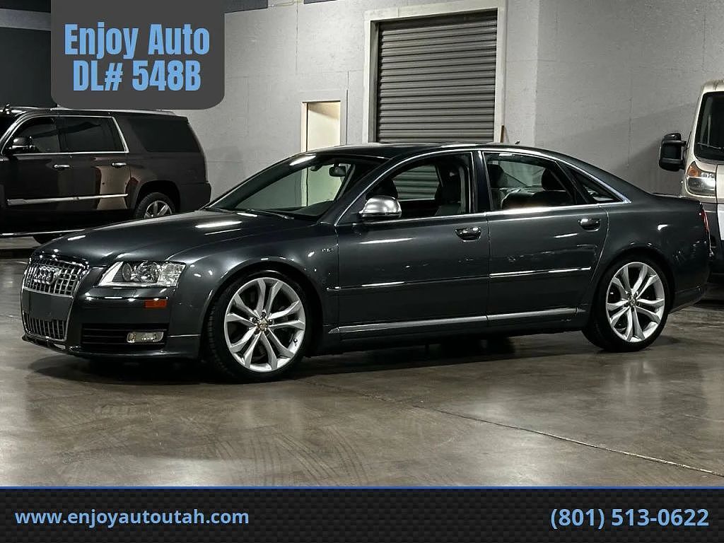 Audi S8