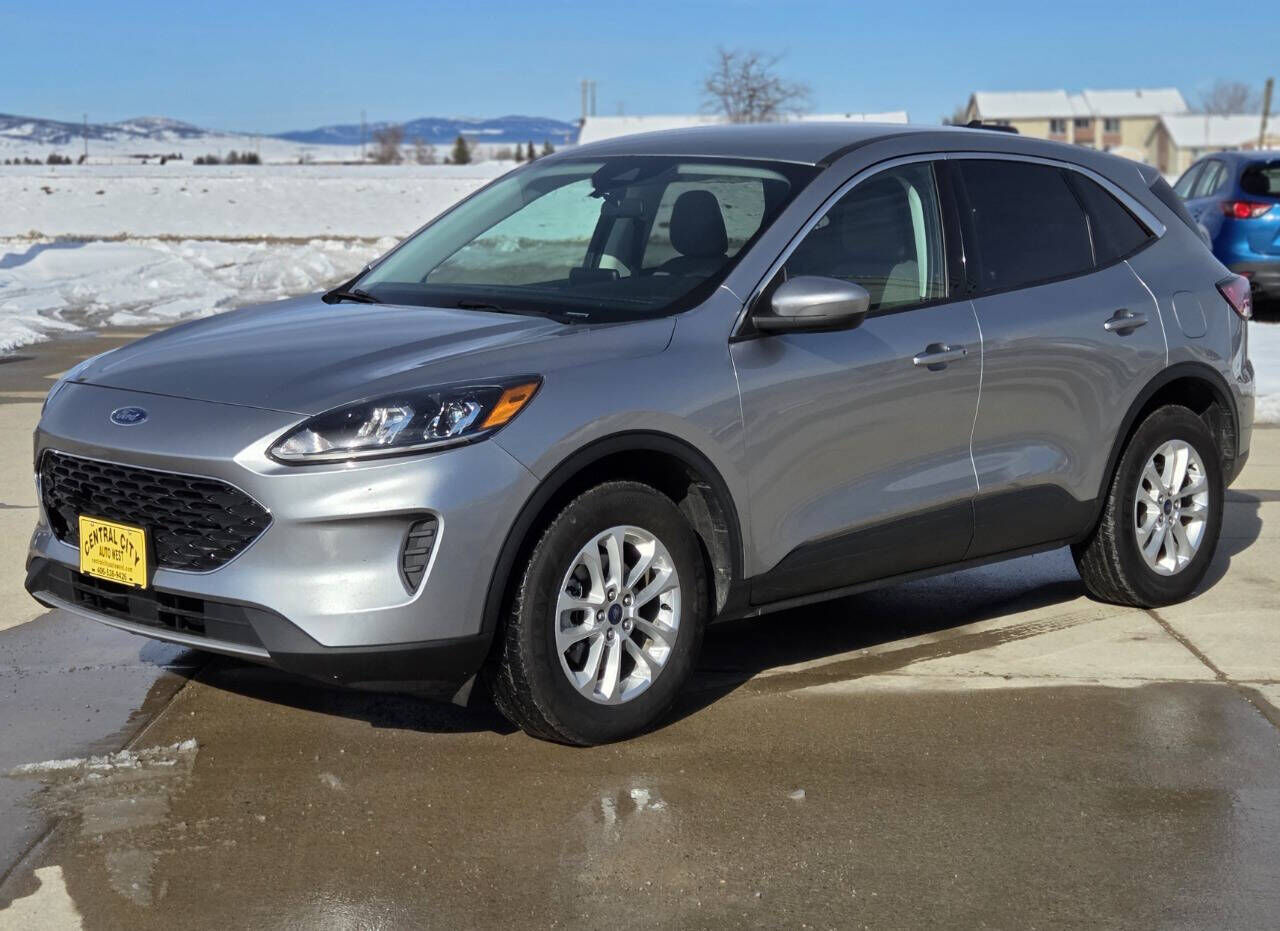 2021 FORD Escape