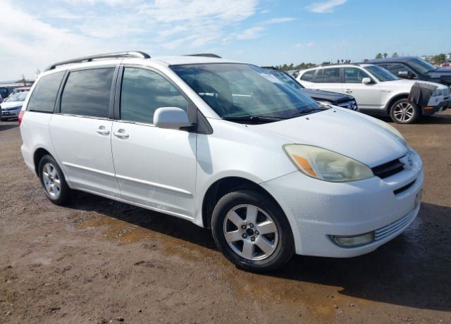 2004 TOYOTA Sienna