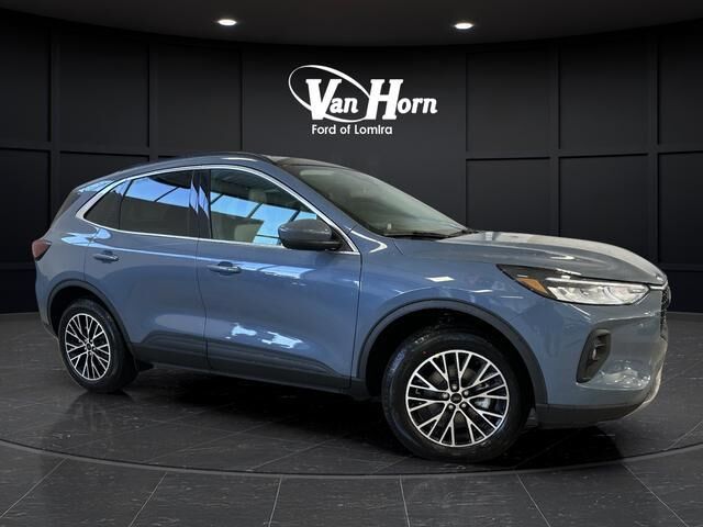 2026 FORD Escape