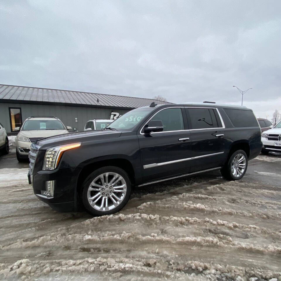 2019 CADILLAC Escalade ESV