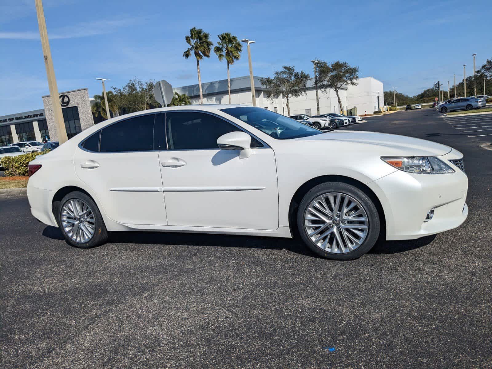2015 LEXUS ES