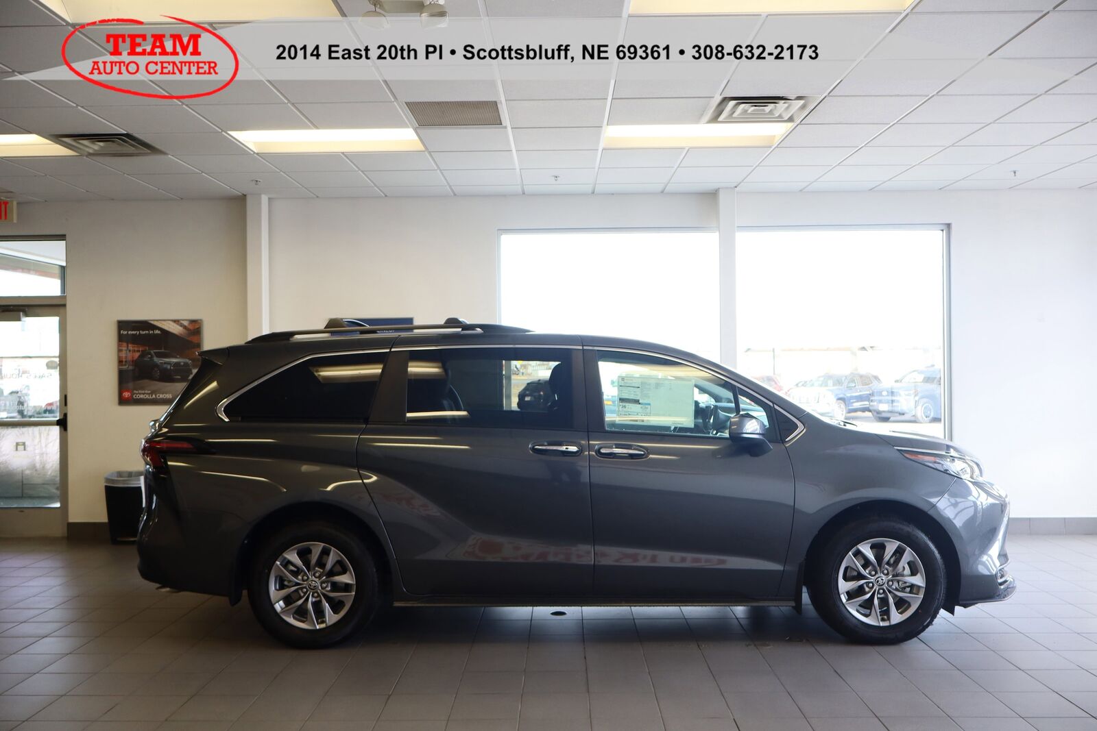2025 TOYOTA Sienna