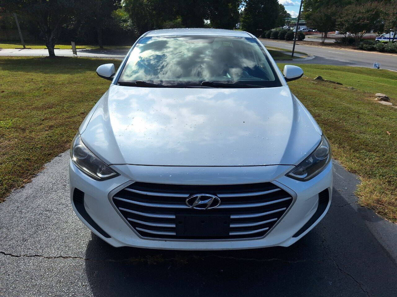 2018 HYUNDAI Elantra