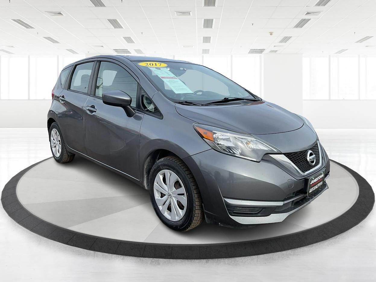 2017 NISSAN Versa