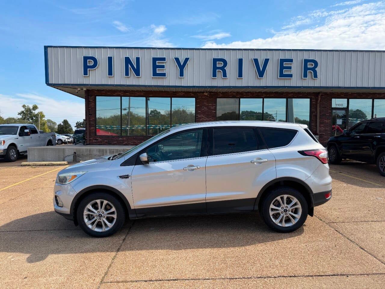 2017 FORD Escape