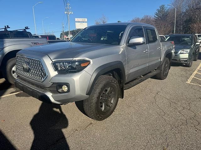 2018 TOYOTA Tacoma