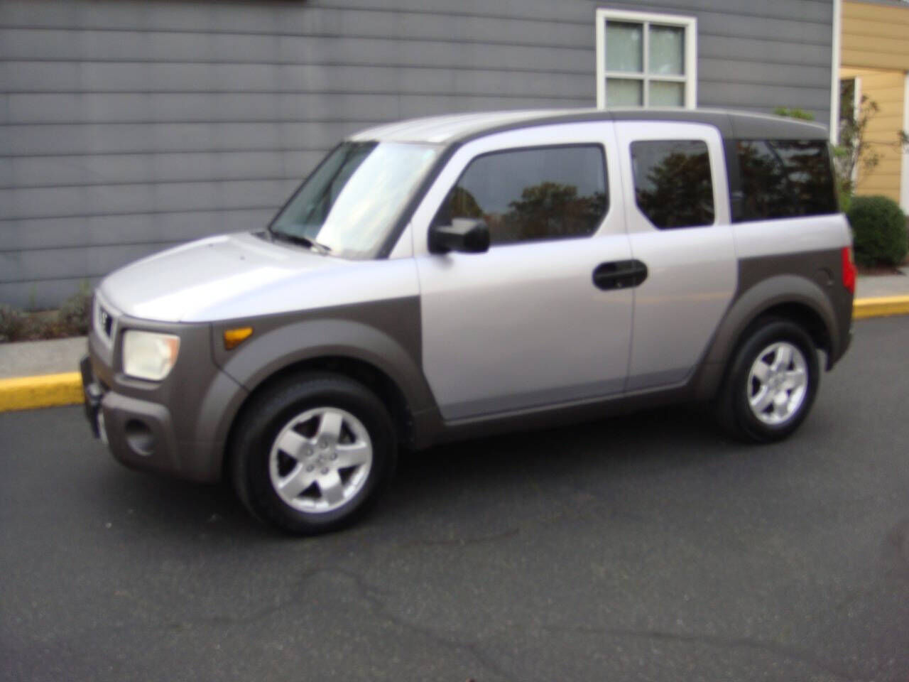 2003 HONDA Element