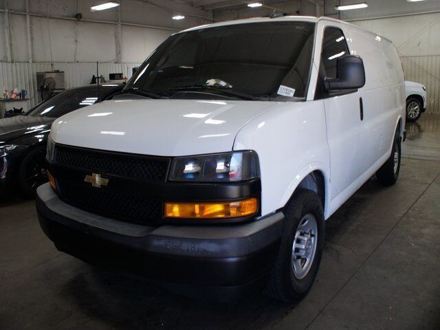 2020 CHEVROLET Express