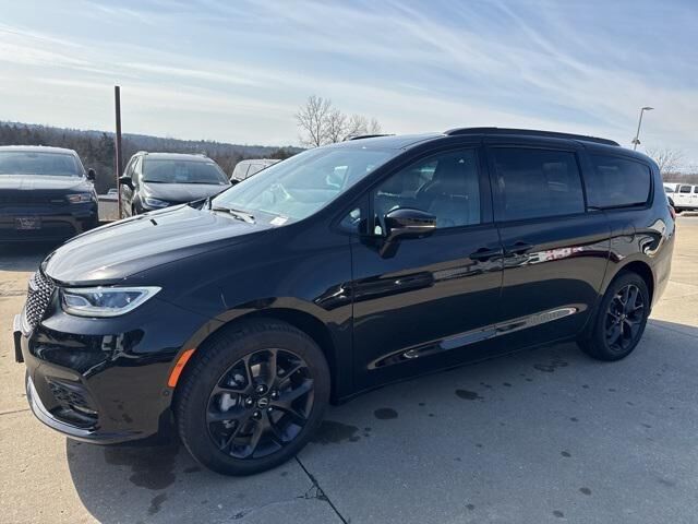 2026 CHRYSLER Pacifica