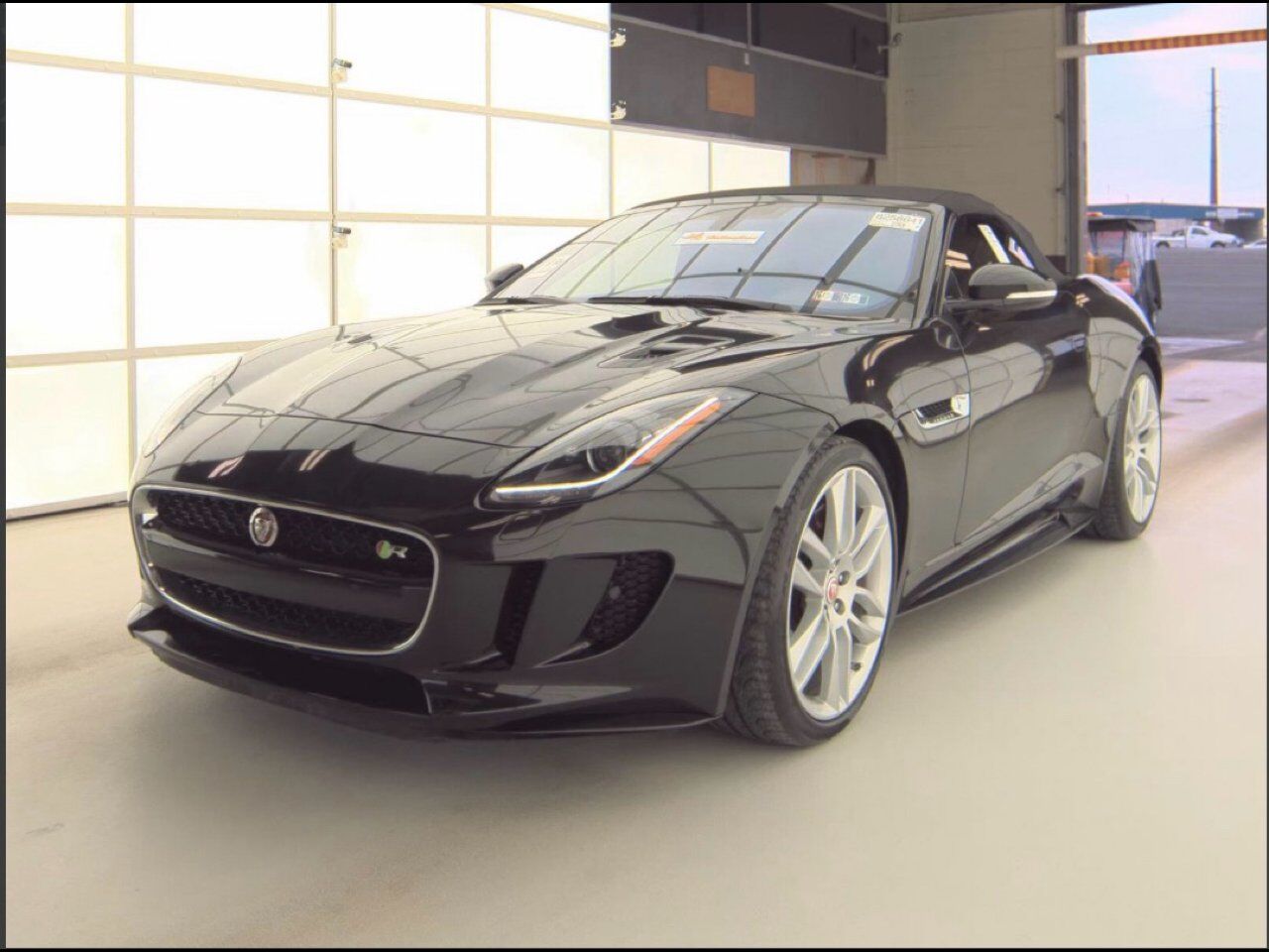 2017 JAGUAR F-Type