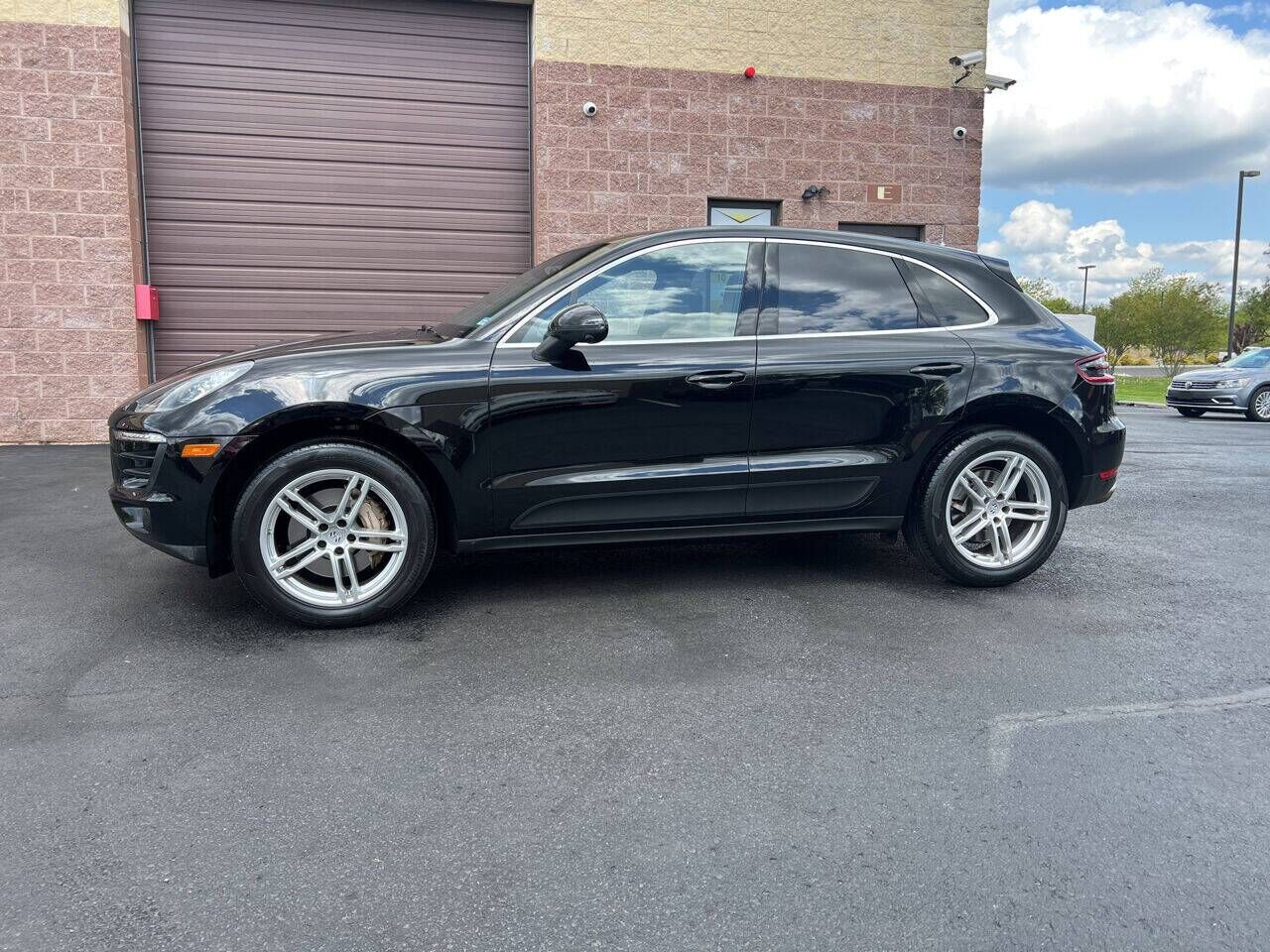2017 PORSCHE Macan