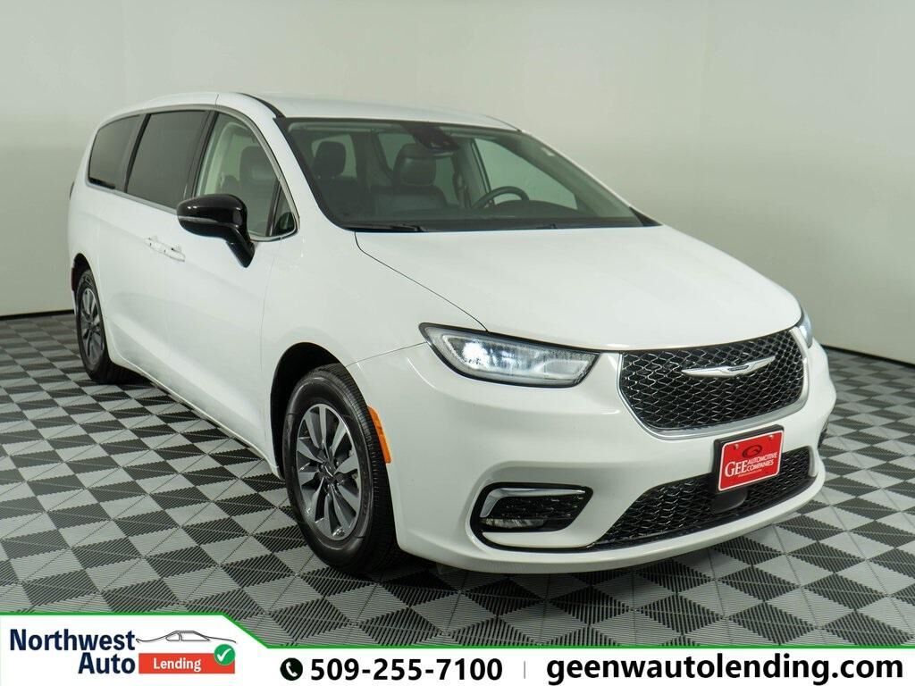 2024 CHRYSLER Pacifica