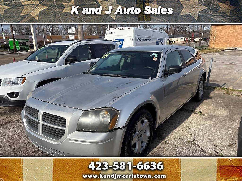 2005 DODGE Magnum