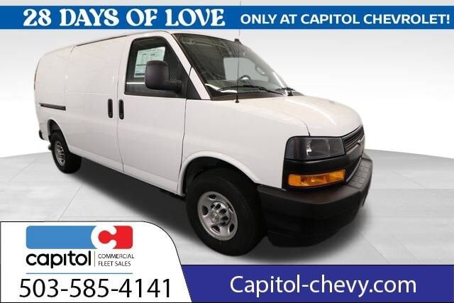 2025 CHEVROLET Express