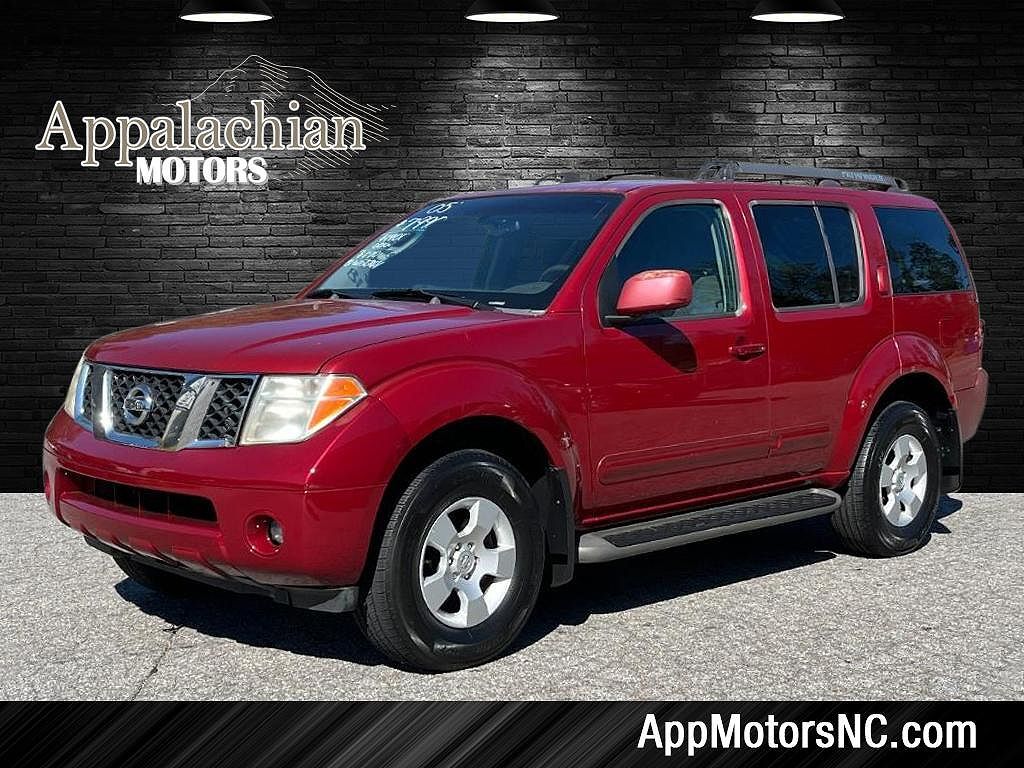 2005 NISSAN Pathfinder