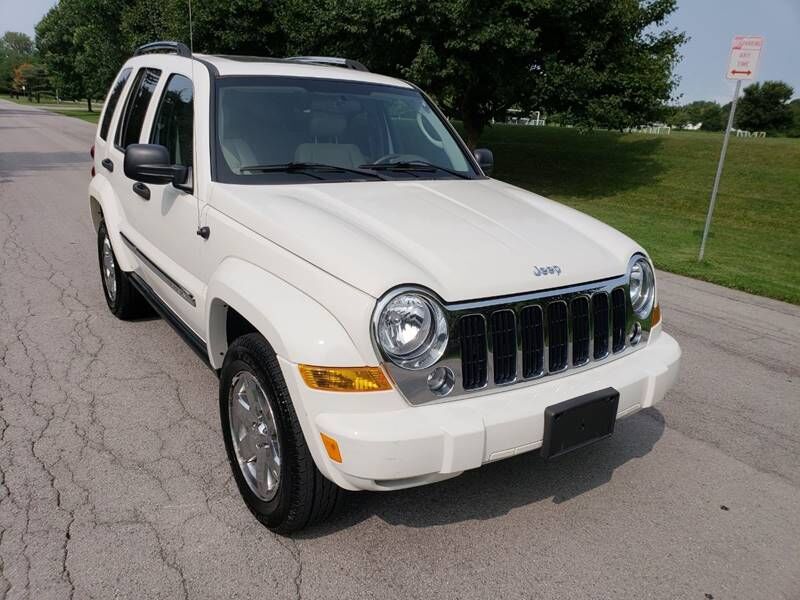 2005 JEEP Liberty