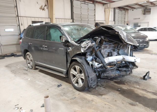 2013 TOYOTA Highlander