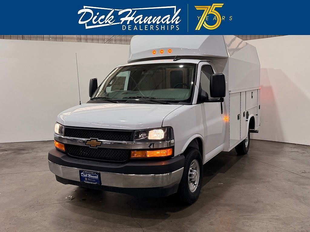2025 CHEVROLET Express