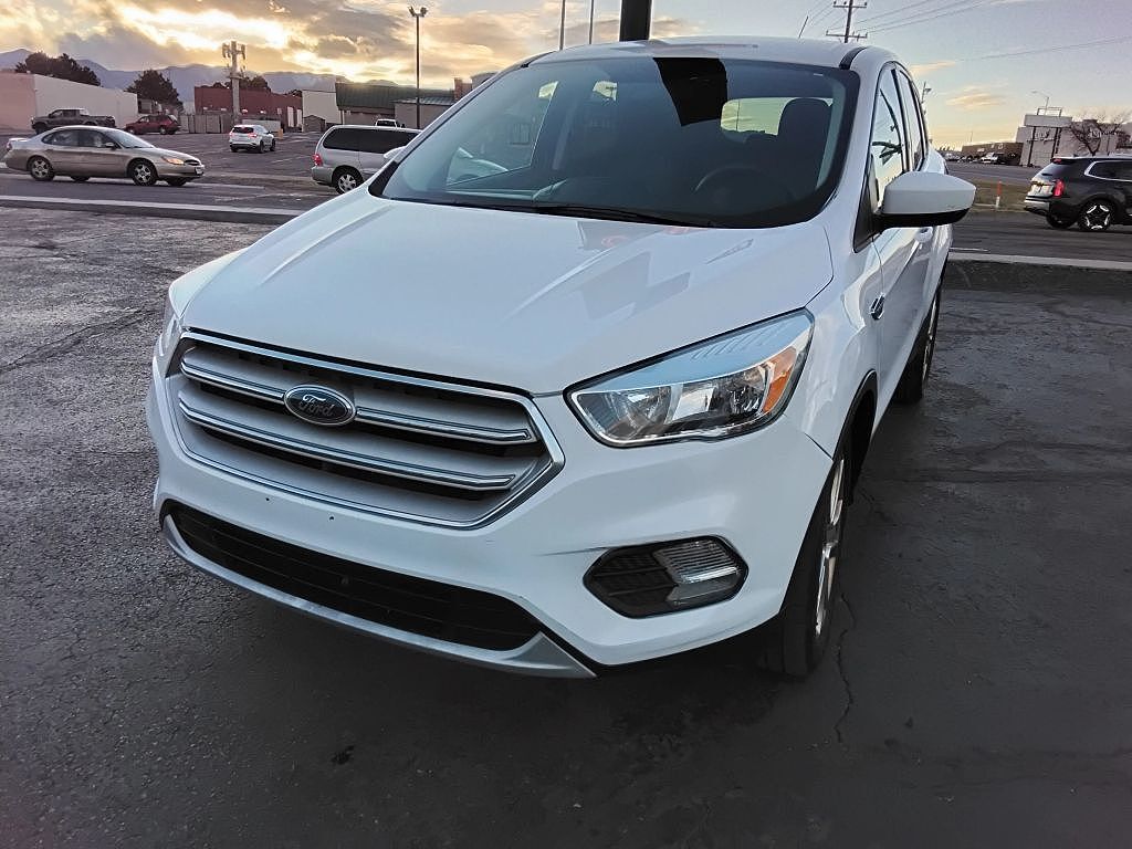 2019 FORD Escape
