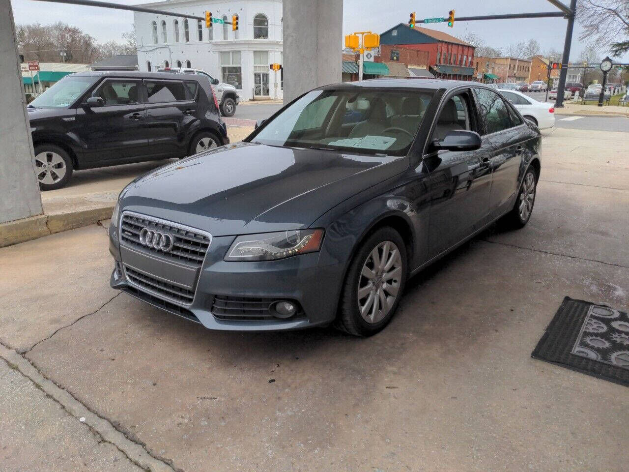 2011 AUDI A4