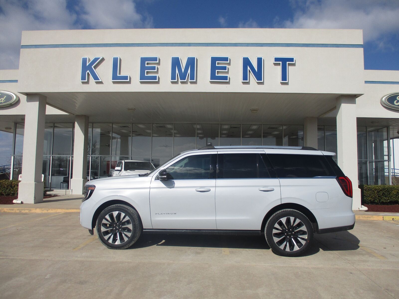 2026 FORD Expedition