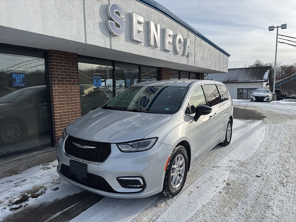 2024 CHRYSLER Pacifica