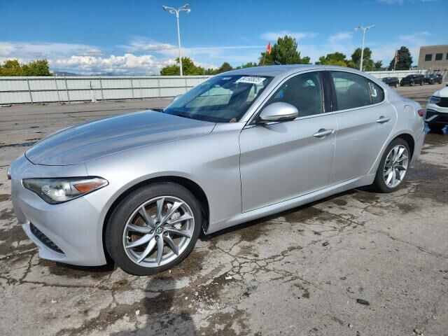 2017 ALFA ROMEO Giulia