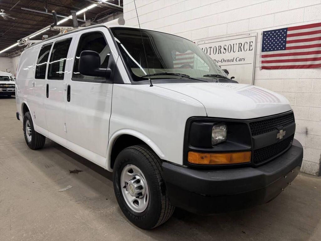 2011 CHEVROLET Express