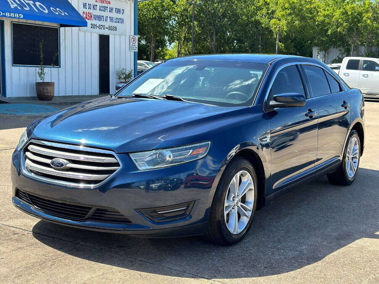 2016 FORD Taurus