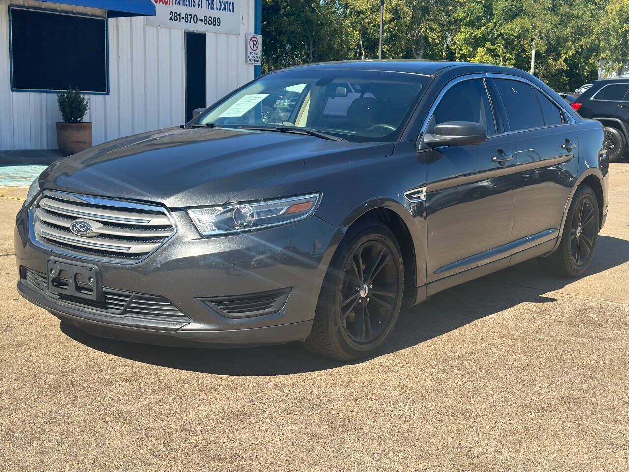 2017 FORD Taurus