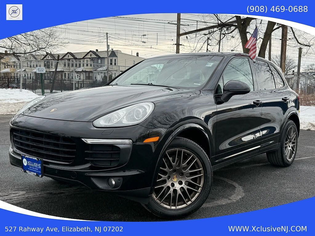 2017 PORSCHE Cayenne
