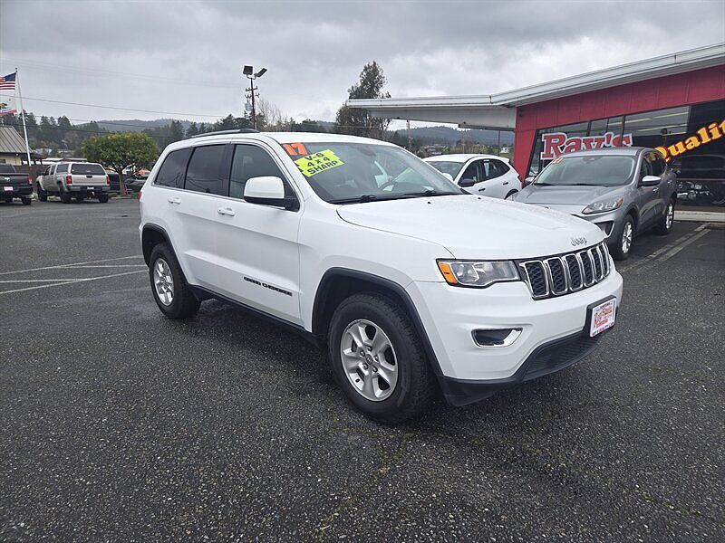 2017 JEEP Grand Cherokee