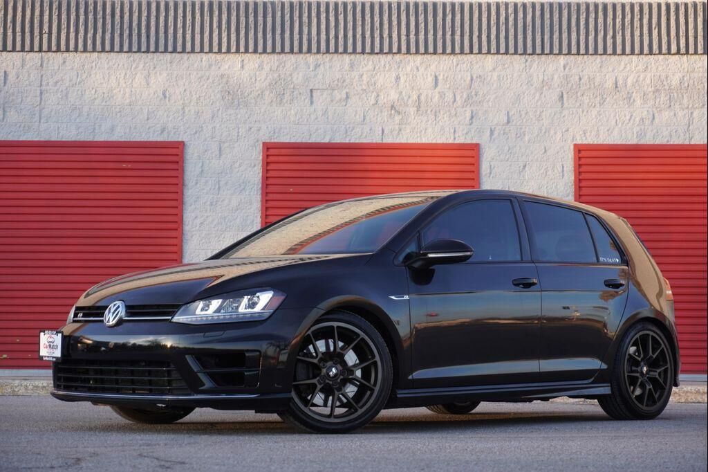 2016 VOLKSWAGEN Golf R