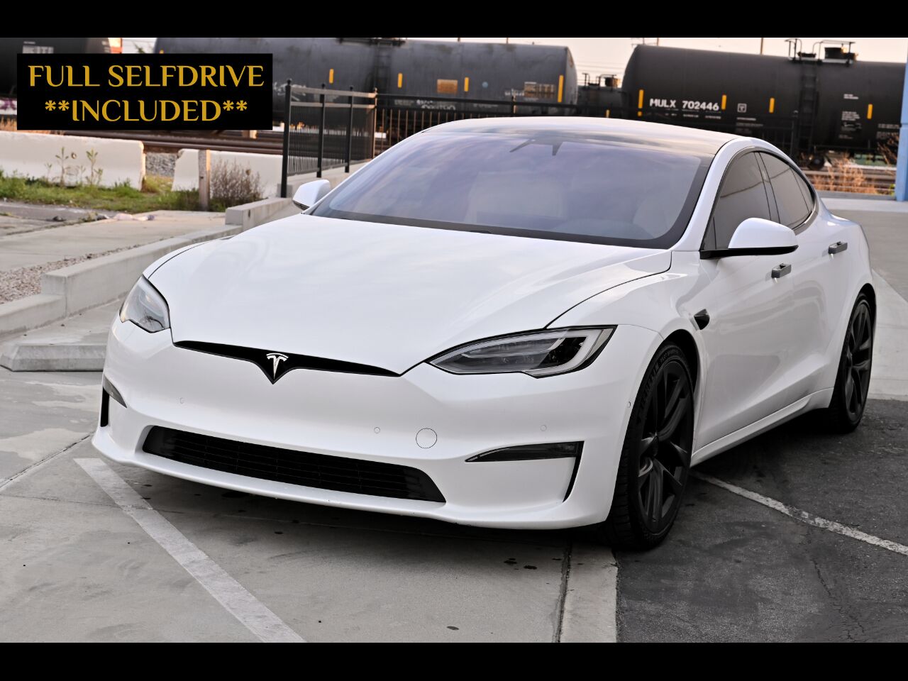 2022 TESLA Model S