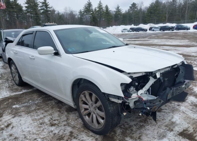 2017 CHRYSLER 300