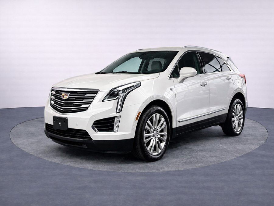 2017 CADILLAC XT5