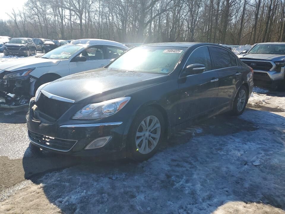 2013 HYUNDAI Genesis