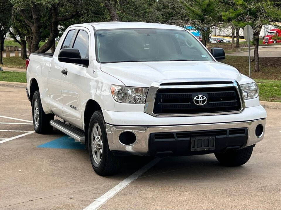 2013 TOYOTA Tundra