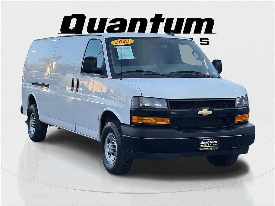 2023 CHEVROLET Express