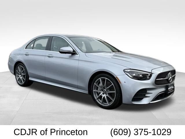 2022 MERCEDES-BENZ E-Class